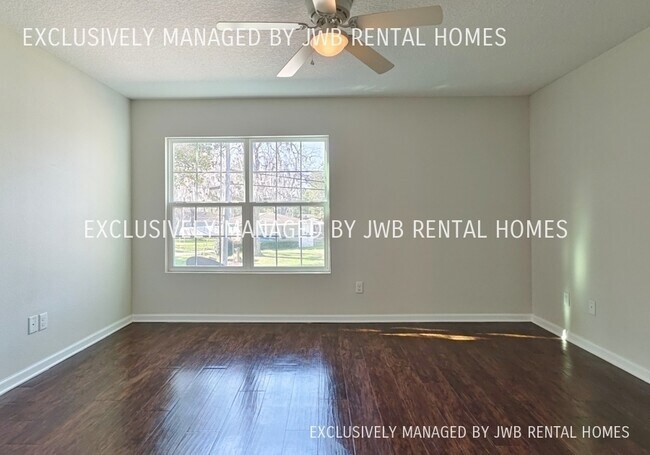 Building Photo - 2801 Myrtis Rd