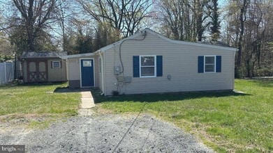 Building Photo - 7703 Dover Rd