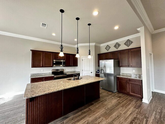 Foto del edificio - 10036 Dunleith Lp