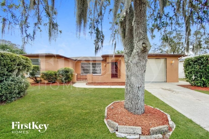 Primary Photo - 7820 Chalafonte Dr