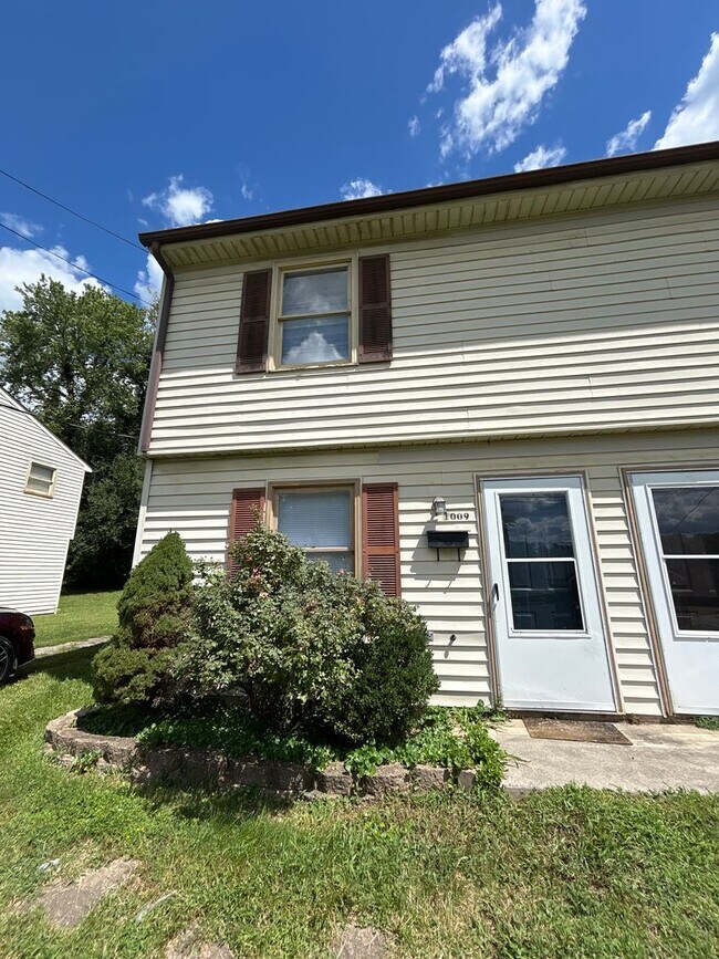 Photo - 1007 Hunt Ave NW Apartment