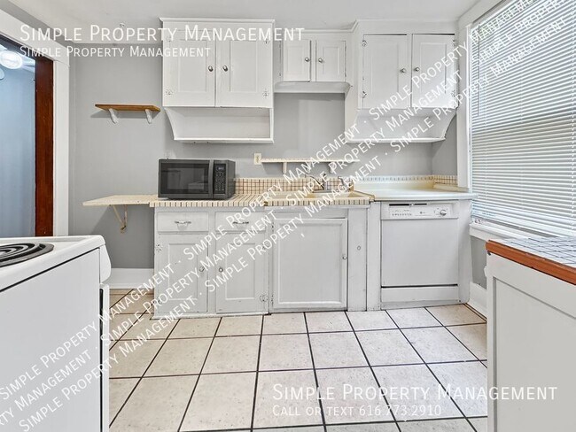 Foto del edificio - Available now: 2-bedroom, 1-bathroom with ...