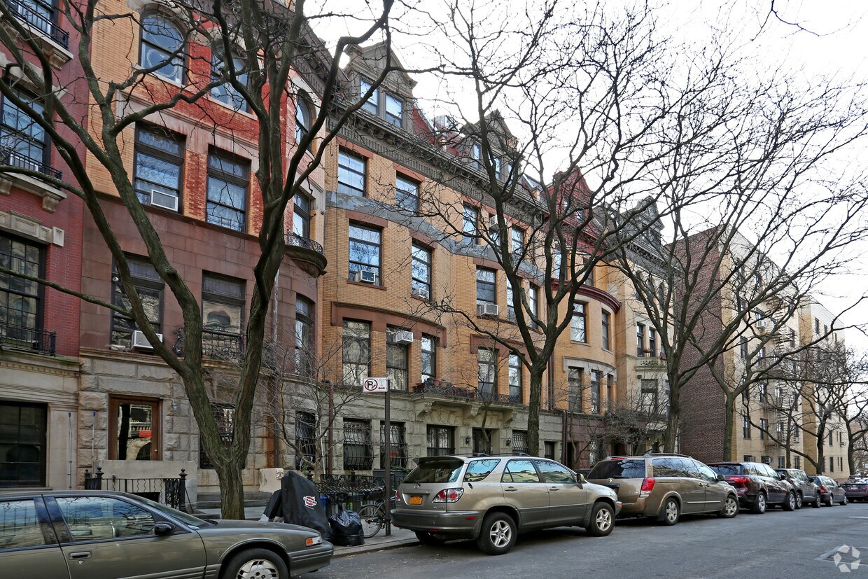 Foto del edificio - 312-314 W 107th St