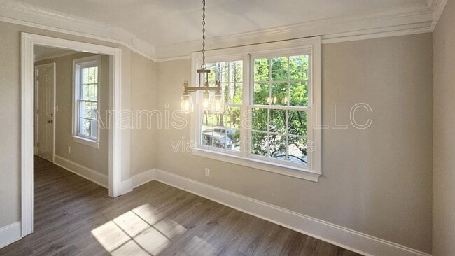 Building Photo - 494 Birney St NE