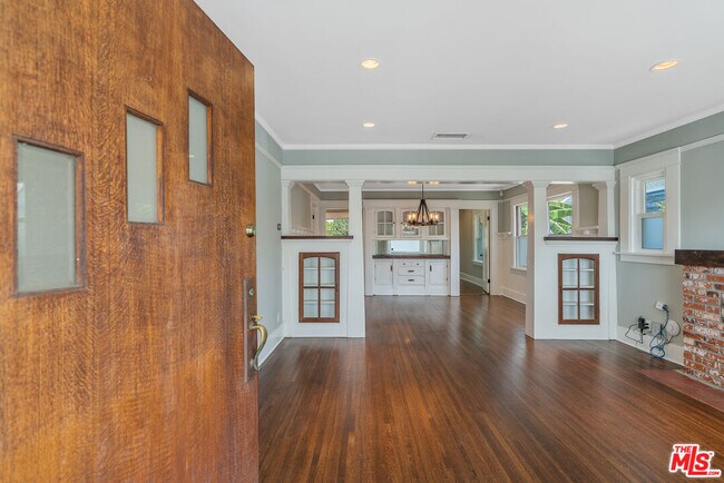 Foto del edificio - 4609 W 17th St