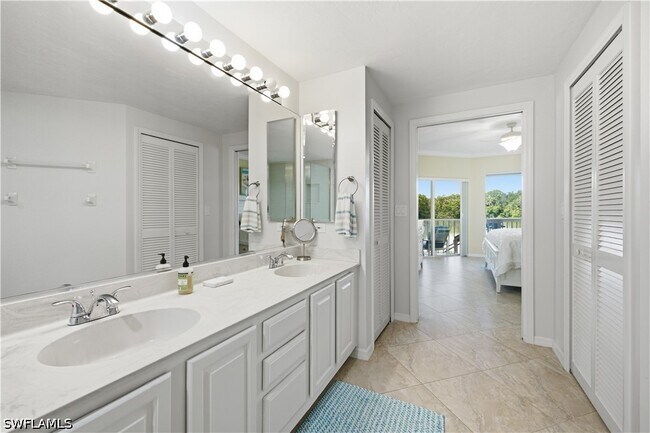 Foto del edificio - 26901 Wedgewood Dr