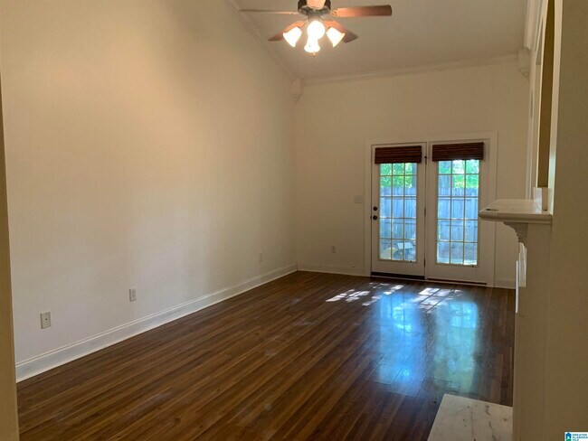 Building Photo - 5651 Colony Ln