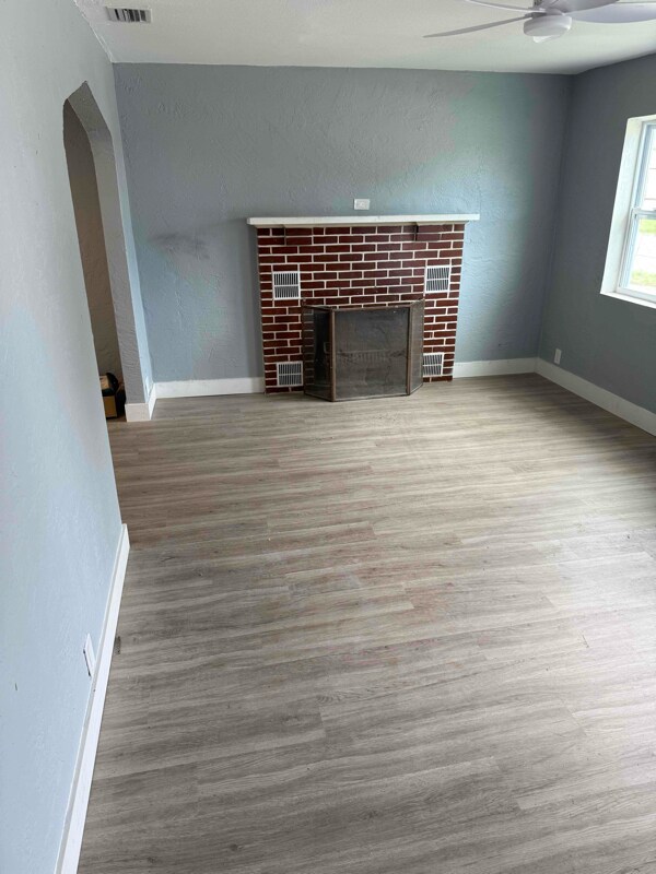 Foto del edificio - 4855 Fairfield Ave S