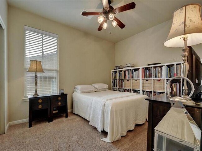 Foto del edificio - 14001 Avery Ranch Blvd