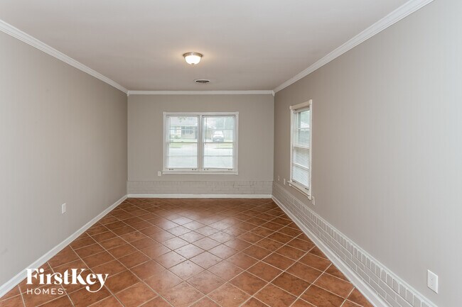 Foto del edificio - 4550 E Dearing Rd