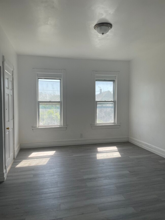 Building Photo - 1440 N 34th St