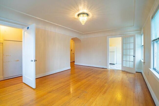 Foto del edificio - 1 bedroom in Seattle WA 98112
