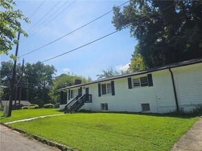 Building Photo - 224 Chappell Rd NW
