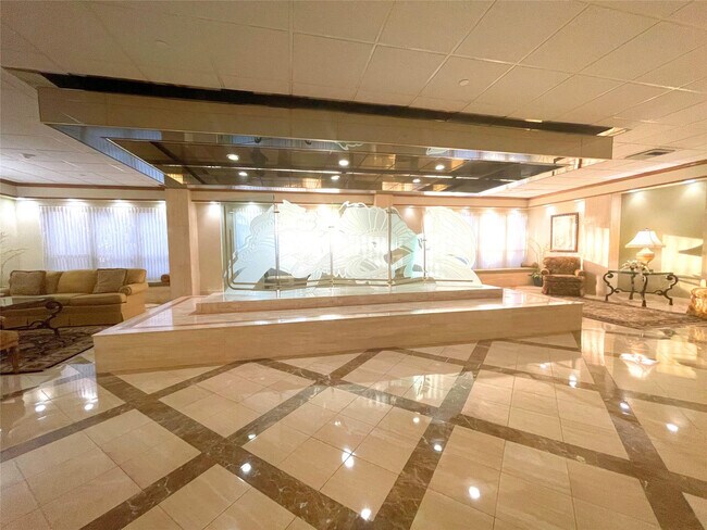 Building Photo - 1800 S Ocean Blvd