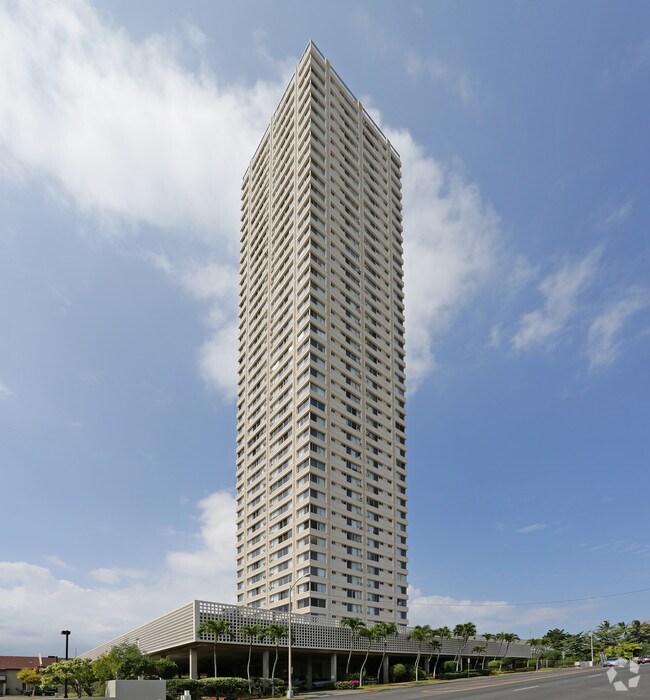 Pearlridge Square Rentals Aiea, HI