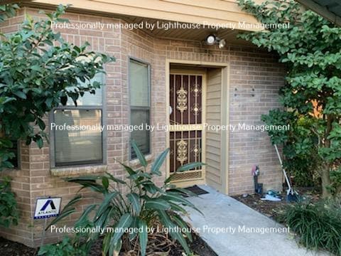 Foto principal - Relaxing townhome in Arlington with covere...