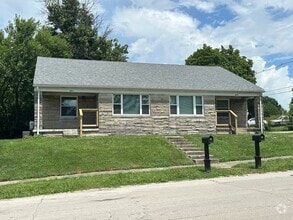 Building Photo - 387-389-389 Manhattan Dr