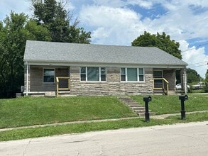 Building Photo - 387-389-389 Manhattan Dr