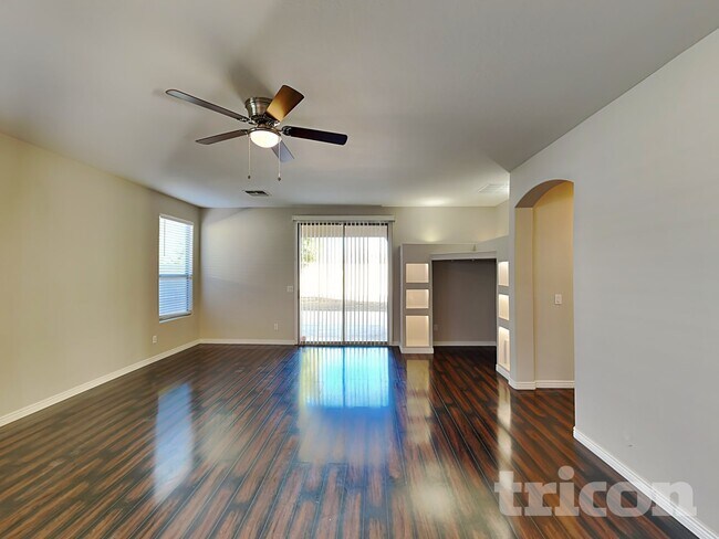 Foto del edificio - 10114 W Payson Rd