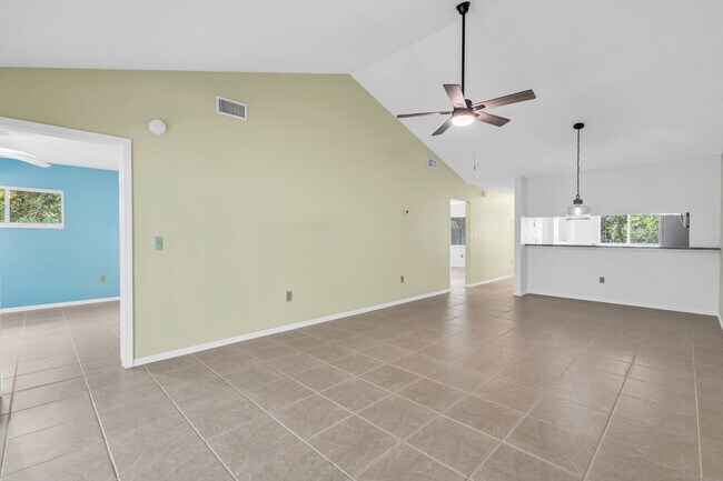 Building Photo - 5685 Whitaker Rd