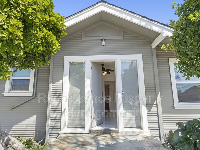 579 W 10th St Unit A, Tracy, CA 95376 Condo for Rent in Tracy, CA