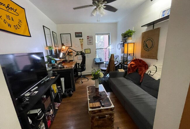 Foto del edificio - 46 Park Vale Ave