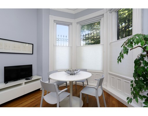Foto del edificio - 74 Rutland St