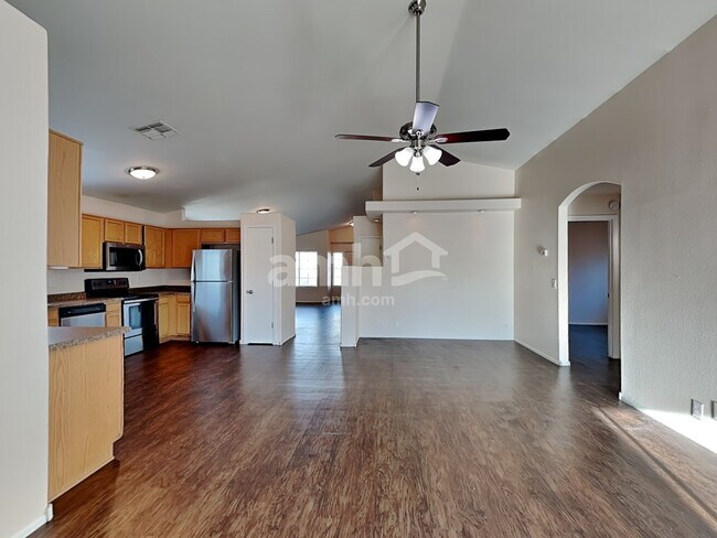Foto del edificio - 18230 N 89th Ln