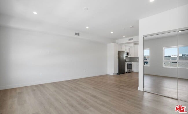 Building Photo - 2336 Westwood Blvd