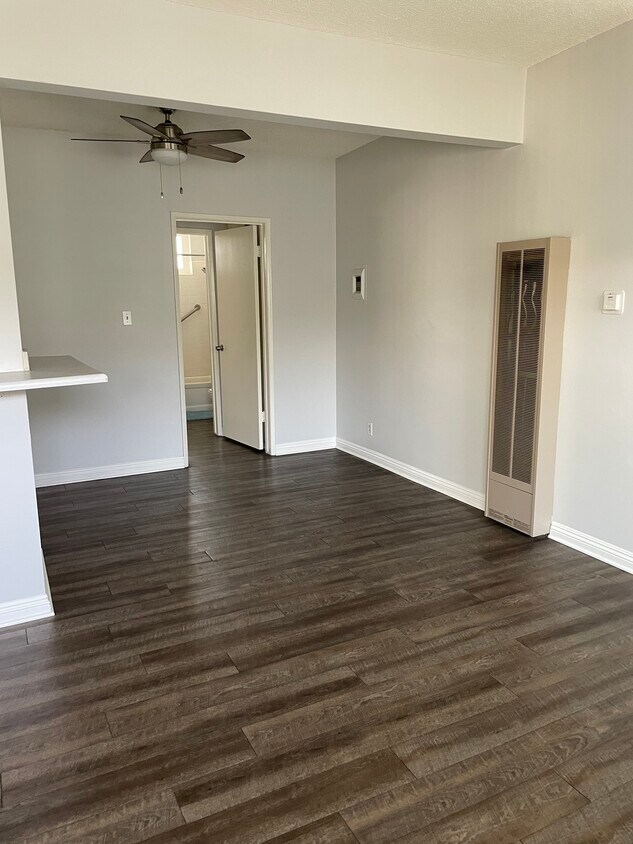 6549 Johnson Ave Unit 16, Long Beach, CA 90805 6549 Johnson Ave Long