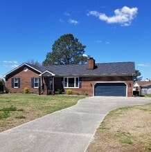 Building Photo - 108 Longview Dr