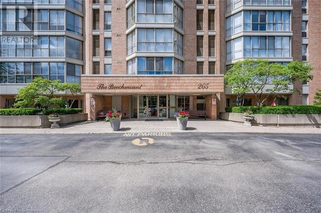 Building Photo - 265 Westcourt Pl