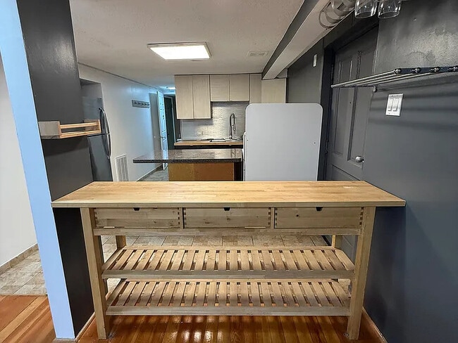 Foto del edificio - 3318 W Pierce Ave