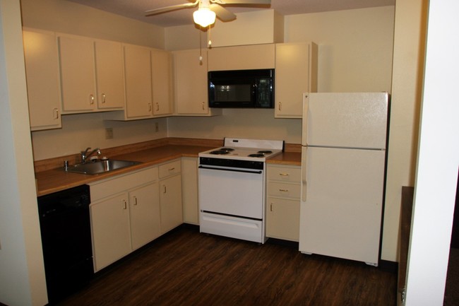 Kitchen - Bay Shore Apartments (Elderly)