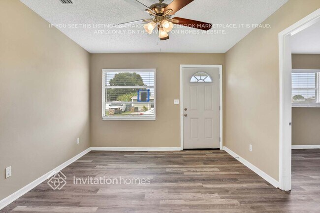 Foto del edificio - 2623 N Beaumont Ave