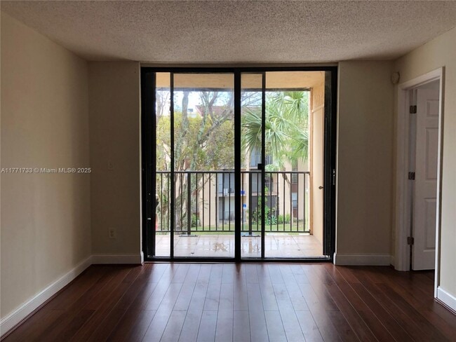 Building Photo - 14301 N Kendall Dr