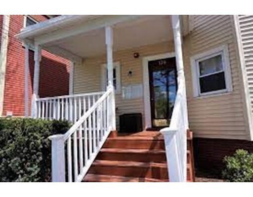 Primary Photo - 135 Central St
