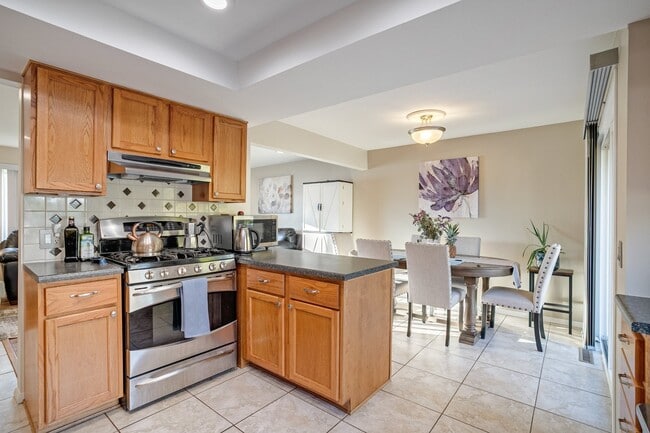 Photo - 7500 Teller St Apartment