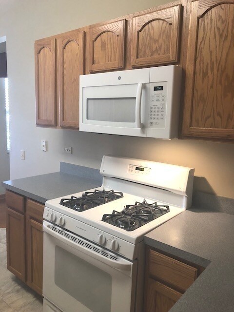 Building Photo - 12227 White Tail Ln