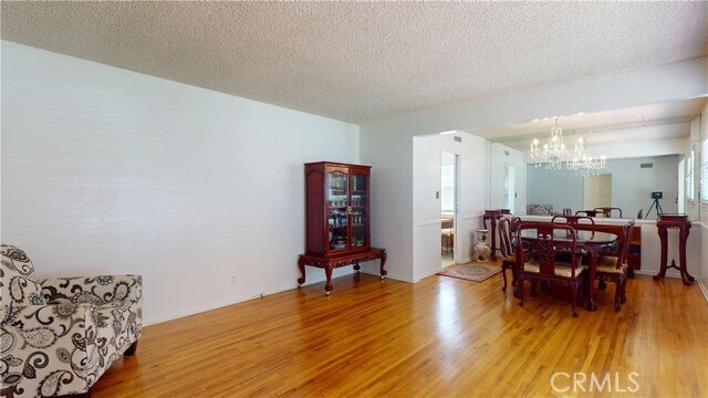 Foto del edificio - 13322 Valleyheart Dr N