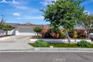 Building Photo - 1074 Mission Dr