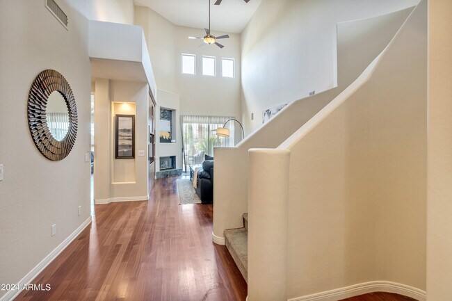 Foto del edificio - 15240 N Clubgate Dr
