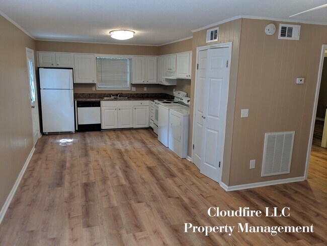 Foto del edificio - 224 James Cir