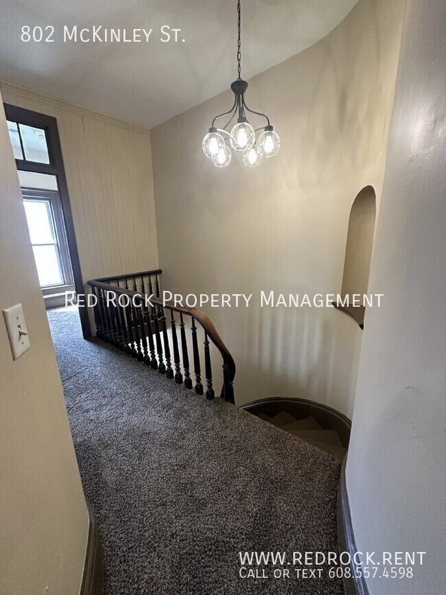 Foto del edificio - 802 McKinley St