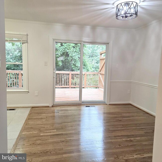 Foto del edificio - 10617 Pine Haven Terrace