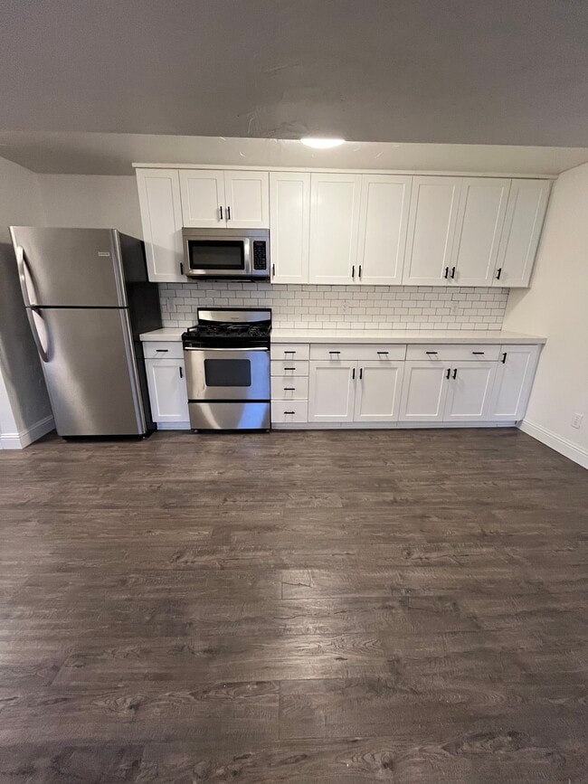 Foto del edificio - 415 Valley View Dr