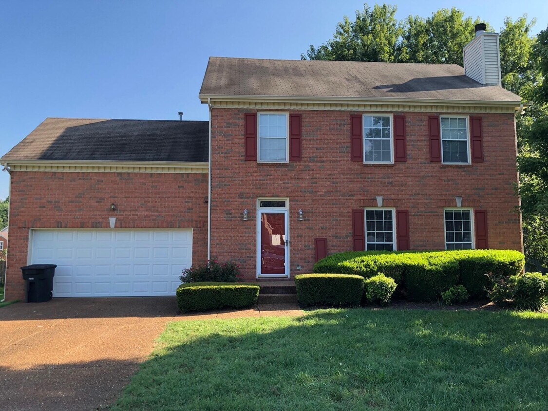 Primary Photo - 704 Calloway Ct