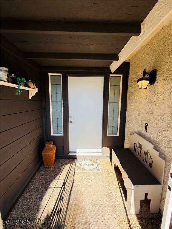 Foto del edificio - 4241 Satinwood Dr