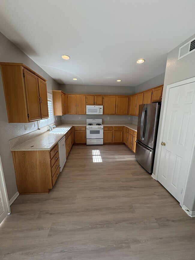 Building Photo - 29258 Derby Dr
