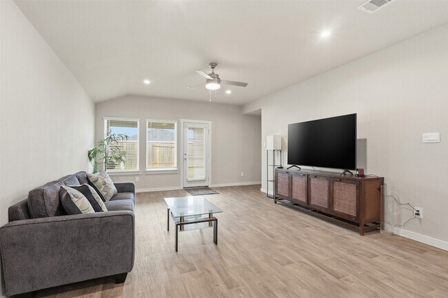 Foto del edificio - 2915 Newington Ln